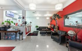 Queens Hotel